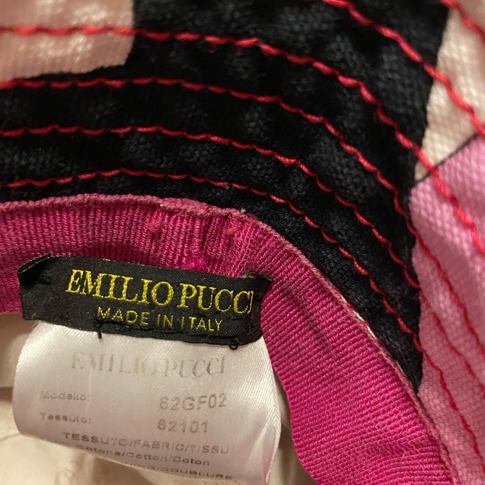 Emilio Pucci Bucket Hat Made in Italy 
Y2K vintage